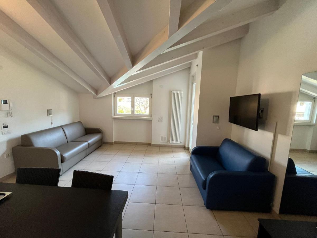 4 Limoni Apartment Resort Riva del Garda Exterior photo