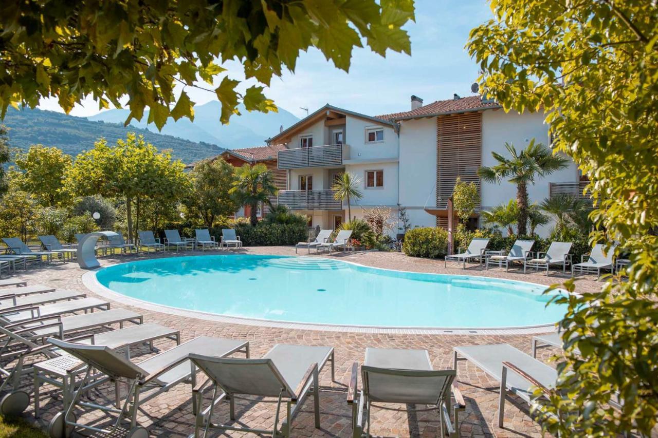 4 Limoni Apartment Resort Riva del Garda Exterior photo
